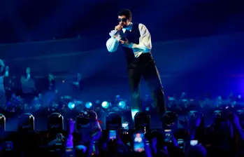 Bad Bunny tiene 29 canciones que superan el billón de reproducciones en Spotify. El concierto en Tokio está disponible en Spotify. Foto Getty. 