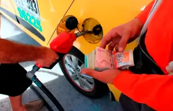 En Colombia hay cerca de 6.400 estaciones de servicio. Foto Colprensa. 