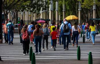 El estudio está realizado con datos recogidos en 20.445 encuestas en 32 ciudades. Se revelan “cómo viven, sienten y evalúan su calidad de vida más de 16 millones de colombianos”. Foto: Manuel Saldarriaga