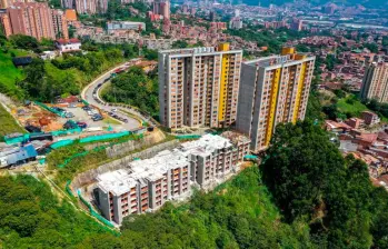 El nuevo decreto plantea que el precio de la VIS se pacte en pesos desde el inicio y no pueda ajustarse luego al salario mínimo. FOTO: Andrés Camilo Suárez