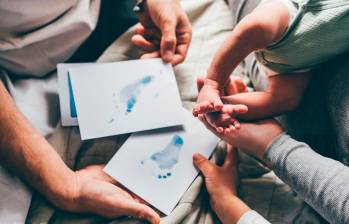 La disminución de nacimientos en Colombia refleja cambios económicos y sociales en las decisiones de las familias. FOTO: GETTY