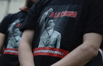Camiseta de la conmemoración de los 75 años del magnicidio de Jorge Eliécer Gaitán. FOTO: COLPRENSA