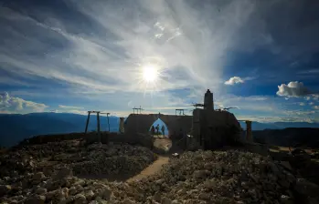Belmira, desde el pico del cerro donde se levanta se disfruta de una panorámica excepcional del río Cauca y la cordillera Occidental. FOTOS CAMILO SUÁREZ