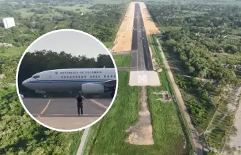 Aunque el acto de inauguración nunca se realizó y Petro no descendió del avión, las cuentas oficiales del Gobierno presentaron el aterrizaje como la entrega del aeropuerto de Tolú. Foto: Presidencia y redes sociales @NoticiasRCN