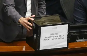 La caja de las elecciones anteriores para magistrado (a) de la Corte Constitucional realizadas el 20 de mayo de este año. FOTO: COLPRENSA