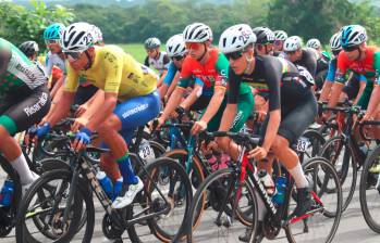 La Vuelta de la Juventud es la carrera más importante para corredores sub-23 en Colombia. Varios cazatalentos de Europa vienen a esta cita para fichar a ciclistas que se proyectan como figuras. FOTO: Cortesía Fedeciclismo