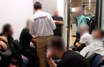 Un grupo de siete estadounidenses que venían de Nueva York fueron devueltos, engrosando las cifras de inadmitidos. FOTO: MIGRACIÓN 