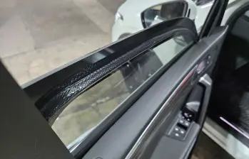 El blindaje de vehículos particulares ha aumento en los últimos años en Colombia. FOTO: cortesía Securglass