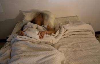 La investigación encontró umbrales concretos de ejercicio, sueño y sedentarismo asociados con el riesgo de desarrollar demencia en adultos mayores de 35 años. FOTO Esteban Vanegas Londoño