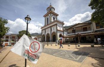 Imagen de referencia de la polémica en el Suroeste por la llegada del proyecto Quebradona de la minera AngloGold Ashanti a la región. Foto: EL COLOMBIANO