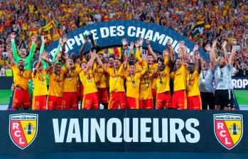 RC Lens ganó por primera vez la Supercopa de Francia. FOTO: Getty