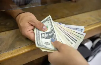 El dólar en Colombia ha caído 9,86% durante los primeros siete meses de 2025. FOTO EL COLOMBIANO