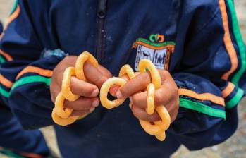En el mundo, se estima que 466 millones de niños reciben comidas en la escuela. Foto EL COLOMBIANO. 