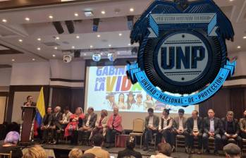 El “Gabinete” de la oposición perdería sus esquemas de seguridad asignados por la Unidad Nacional de Protección (UNP). Fotos: @petrogustavo y Colprensa