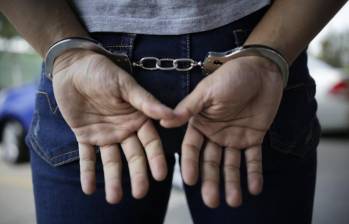 Jhovanny Copete Domínguez, alias El Negro o Copete, y Carlos Enrique Arroyave Saldarriaga, alias La Gata o El Zarco, integrantes de la banda La Sierra, son los sentenciados a más de medio siglo de cárcel. Foto: Archivo (Colprensa - Sergio Acero)
