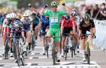 Cavendish llegó a 33 victorias de etapa en el Tour. FOTO EFE
