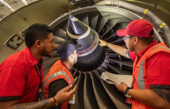 La “clínica” de los aviones y 800 empresas: el millonario ecosistema que despega alrededor del aeropuerto de Rionegro