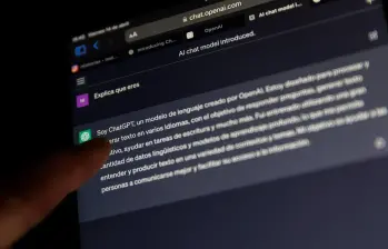 La página web de ChatGPt en una tablet, a 14 de abril de 2023, en Madrid (España). Foto: Colprensa-Europa Press