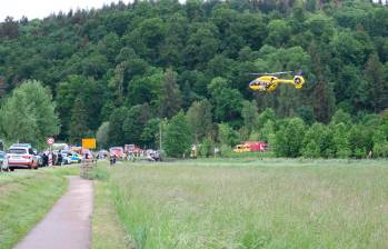 Entre los heridos, habría quince de gravedad. El accidente también es atendido por organismos de socorro de Austria. FOTO: GETTY