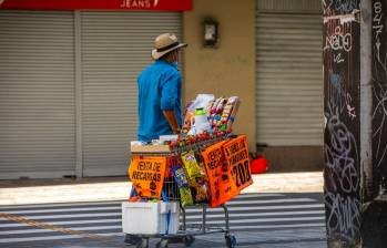 La informalidad creció 1,5 puntos porcentuales en el trimestre móvil septiembre-noviembre, según informó el Dane. FOTO Carlos Velásquez