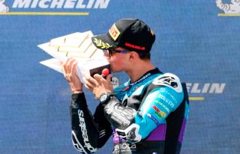 David Alonso, de 19 años, es uno de los pilotos con mayor proyección en el motociclismo internacional. FOTO: 