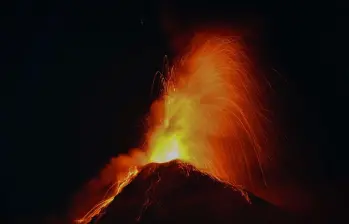 Volcán de Fuego es uno de los más activos en Centroamérica. Foto: AFP