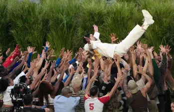Bad Bunny en su presentación del medio tiempo del Super Bowl. Foto: Getty