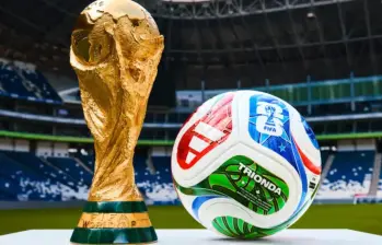 Con boletos de fase de grupos que igualan el costo de un Super Bowl y palcos premium cotizados en miles de dólares, el torneo se ha transformado en un fenómeno financiero sin precedentes históricos. FOTO: Adidas y Fifa