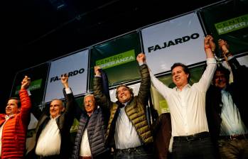 Sergio Fajardo y su fórmula vicepresidencial Luis Gilberto Murillo ocuparon el cuarto puesto en las elecciones del domingo, en las que lograron recoger tan solo el 4,20% de los apoyos. FOTO SERGIO ACERO/COLPRENSA
