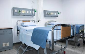 El servicio de hospitalización en Santa Cruz incluye 33 campas para la atención de adultos, entre otros aspectos. FOTO: Cortesía.