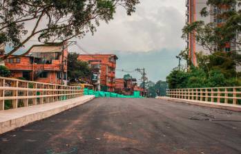 Así quedó este nuevo puente de La Ferrería, el cual descongestionará la movilidad entre Itagüí y La Estrella. FOTO: CORTESÍA