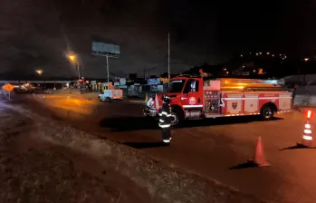 El cierre de la Autopista Sur se presenta a la altura de la carrera 4 con 2-18 sur, entre los sectores de Espumados y 3M. FOTO: Tomada de X @MovilidadSoacha
