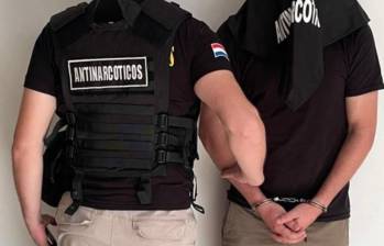 La exfigura del fútbol paraguayo y colombiano fue remitido a la cárcel de Tacumbú bajo cargos de narcotráfico y asociación criminal. FOTO: Policía Nacional del Paraguay