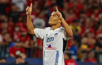 El delantero atlanticense Carlos Bacca, de 39 años, anotó 111 goles con el Junior de Barranquilla. Foto: Manuel Saldarriaga