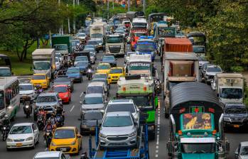 Imagen de un trancón en la ciudad de Medellín. FOTO: Juan Antonio Sánchez