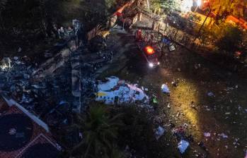 En la tragedia murieron 61 personas, 57 pasajeros y 4 tripulantes. Foto: AFP