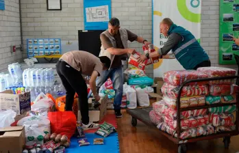 Entre las donaciones hay arroz, aceite, pastas, legumbres, harina, panela y otros productos alimenticios. FOTO: CORTESÍA ALCALDÍA