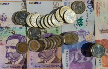 Aunque las cifras muestran crecimiento económico en el país, muchas familias no perciben alivio en su bolsillo. FOTO EL COLOMBIANO