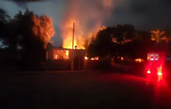En la noche del viernes, presuntos integrantes del ELN atacaron el Batallón de Infantería Liviana N.° 15 General Francisco de Paula Santander del Ejército en Ocaña. Foto: redes sociales 