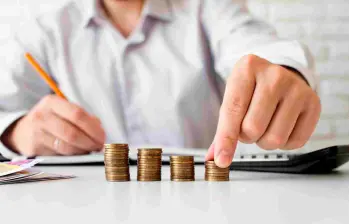 El sistema de transferencias busca cerrar brechas, pero deja a departamentos como Antioquia con menores recursos por persona. FOTO: FREEPIK