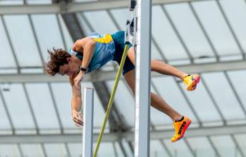 Armand Duplantis acumula los últimos tres títulos europeos, los recientes dos mundiales y los dos últimos oros olímpicos. FOTO GETTY