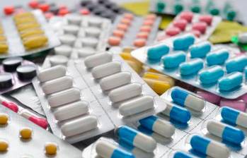 La Asociación Colombiana de Reumatología hizo un llamado al Invima para garantizar la entrega de medicamentos. FOTO: Colprensa