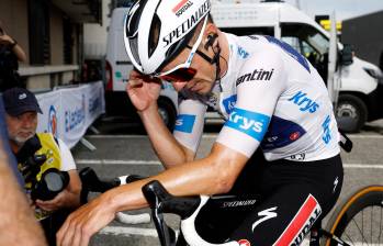 Remco Evenepoel ha sufrido graves accidentes y siempre regresa más fuerte a la alta competencia. FOTO: Getty