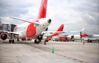 El transporte aéreo mantiene su crecimiento en Colombia, con fuerte impulso del tráfico internacional. FOTO: Colprensa