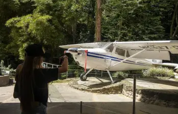 El inmueble, que fue demolido en 2023, albergada hasta avionetas usadas por el capo Pablo Escobar Gaviria. Foto: Carlos Alberto Velásquez