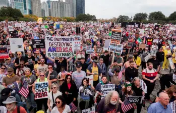 En junio, millones de personas también salieron a las calles para manifestarse en contra del gobierno de Donald Trump. Foto Getty. 