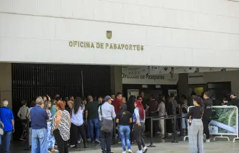 Actualmente, la oficina de pasaportes de Antioquia opera con 53 casillas de atención. Fecha de evento: 14/07/2025 Foto: Andrés Camilo Suárez Echeverry