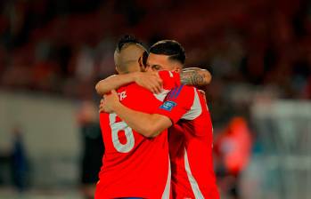 En el festejo aparece Arturo Vidal, quien regresó a las convocatorias de Chile. FOTO CONMEBOL