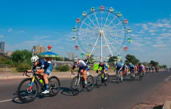 La ciclista colombiana Natalia Garzón se quedó con la medalla de bronce en la prueba de ruta femenina que se corrió el domingo. Fue campeona de la contrarreloj individual. FOTO cortesía fedeciclismo