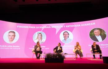 La conversación inicial puso sobre la mesa la visión de los líderes locales frente a los retos pendientes en equidad de género. FOTO: EL COLOMBIANO. 